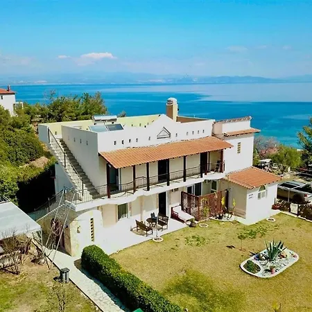Irina, Kassandra Apartment *