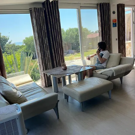 Irina, Kassandra Apartment *